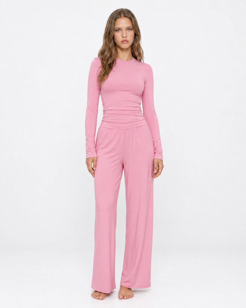 Conjunto de manga larga y pantalón ancho de tacto mantequilla