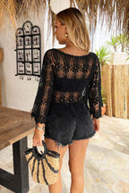 Top de crochet calado con manga francesa en negro