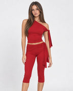 Conjunto de un hombro con pantalón capri