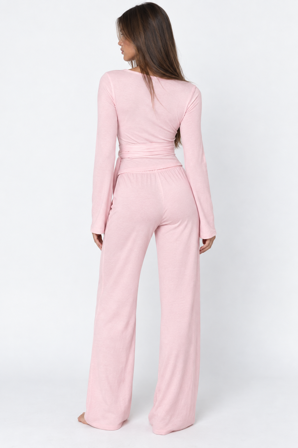 Conjunto cruzado con pantalón ancho