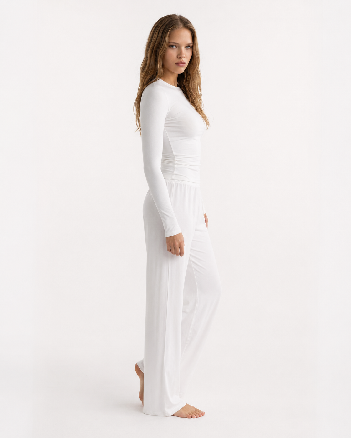 Conjunto de manga larga y pantalón ancho de tacto mantequilla