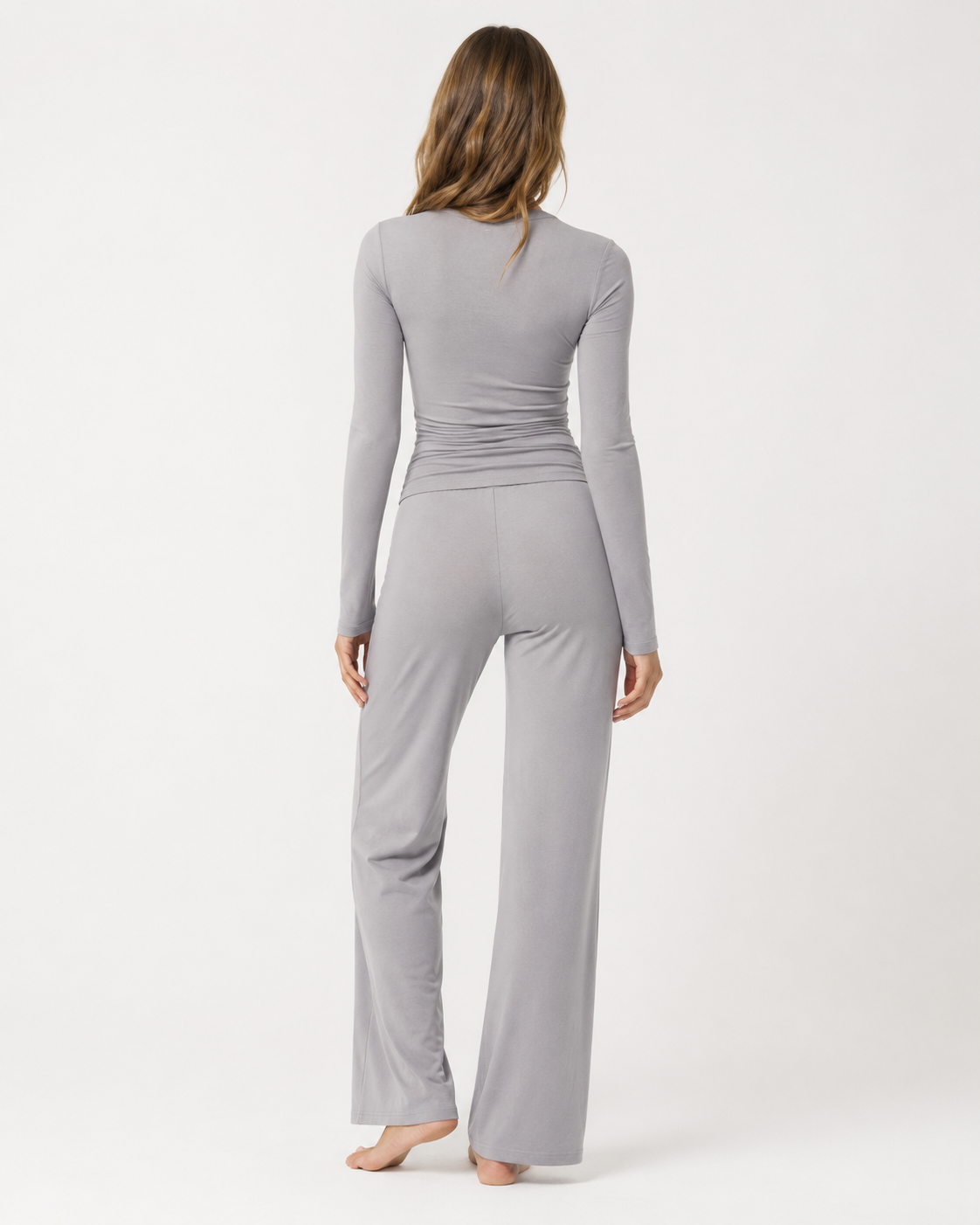 Conjunto de manga larga y pantalón ancho de tacto mantequilla