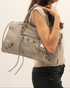 Bolso de piel grande con asa larga