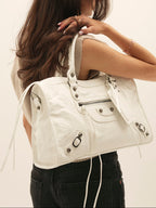 Bolso de piel grande con asa larga