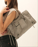 Bolso de piel mediano con asa larga