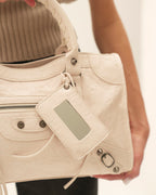 Bolso de piel mediano con asa larga