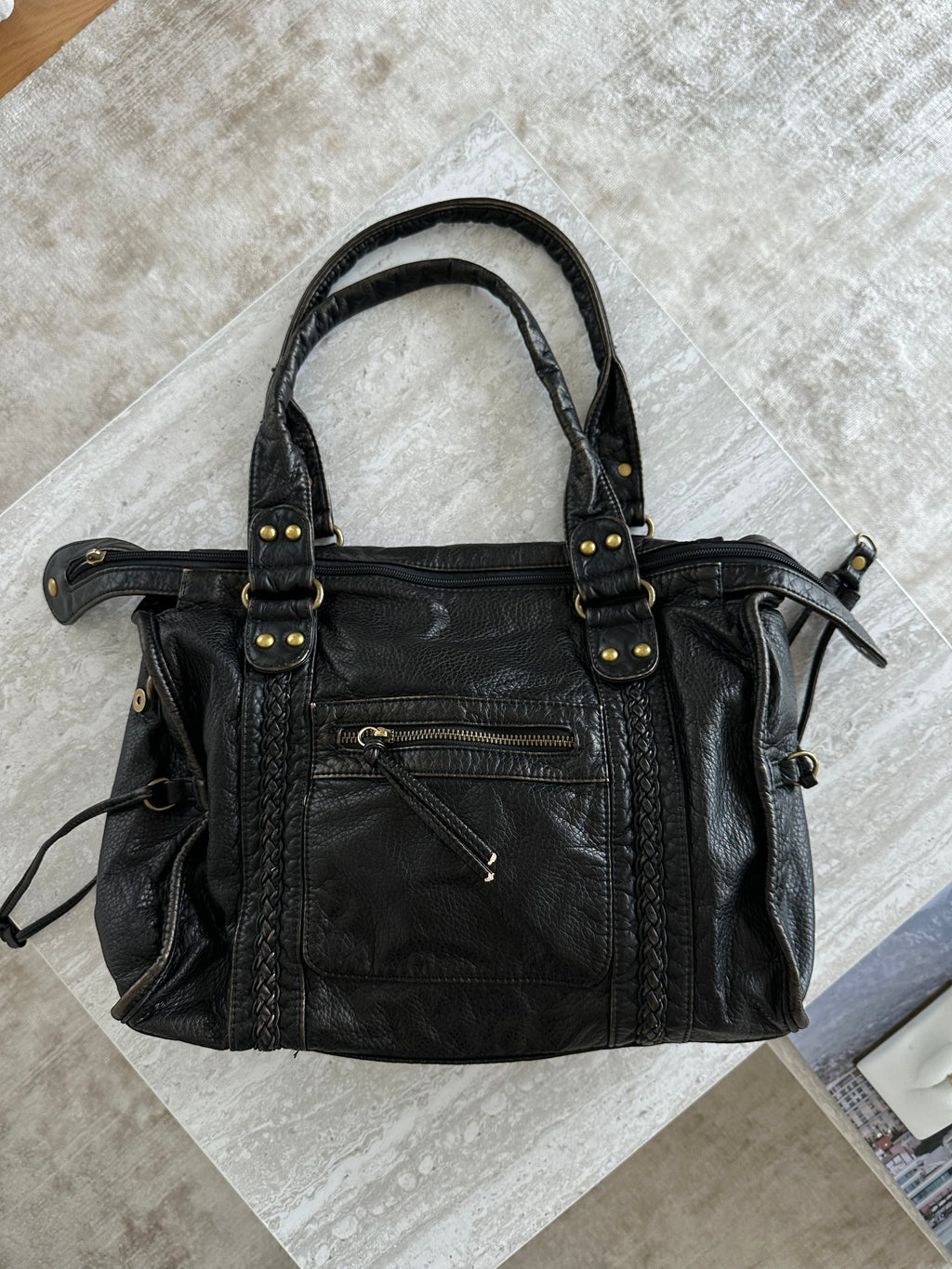 Bolso de hombro con costura trenzada