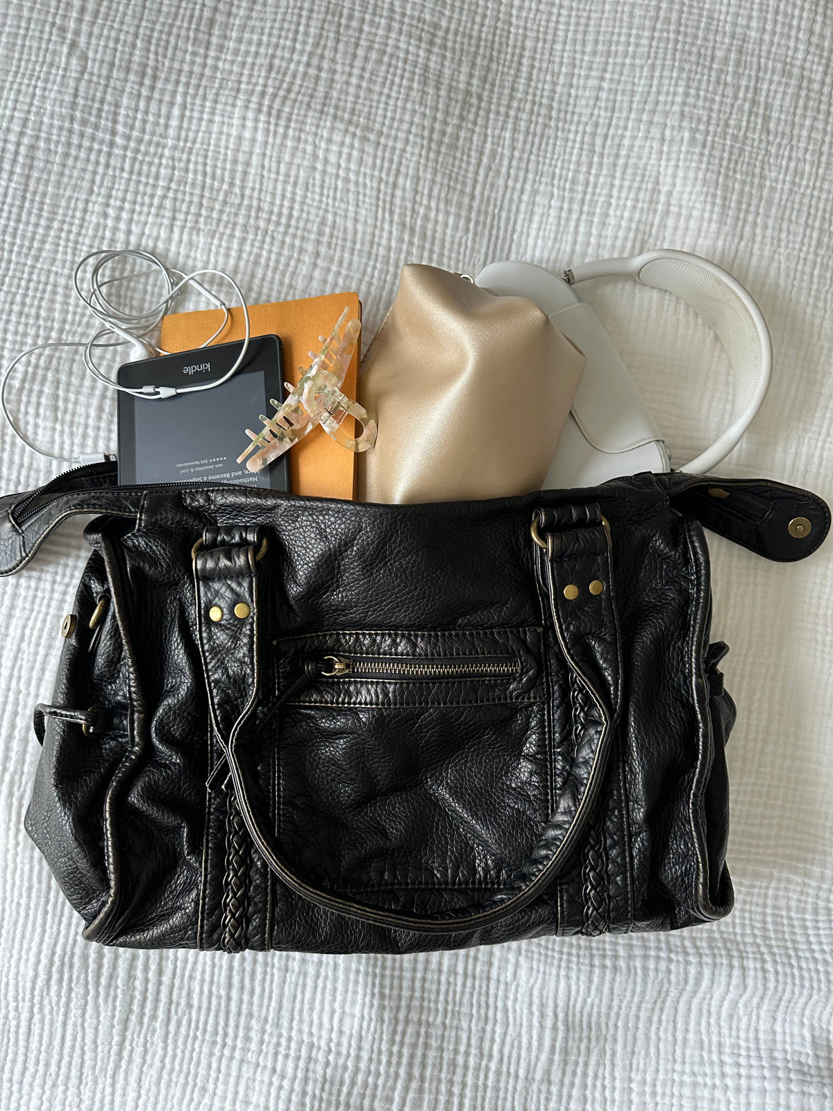 Bolso de hombro con costura trenzada