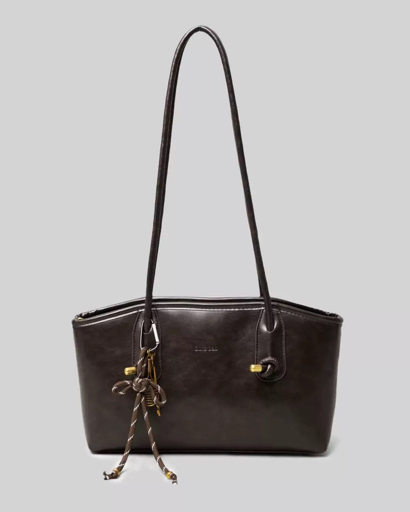 Bolso estructurado con asas largas