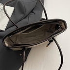 Bolso estructurado con asas largas