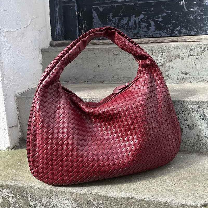 Bolso de hombro oversize trenzado