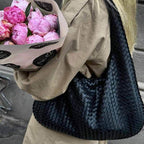 Bolso de hombro oversize trenzado